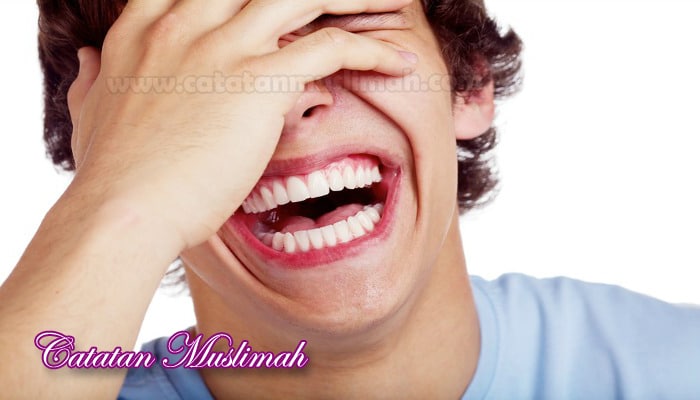 Larangan Banyak Tertawa Dalam Islam