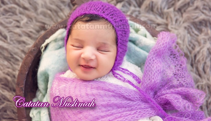 40 Rangkaian Nama Bayi Perempuan Islami Pilihan Dan Artinya